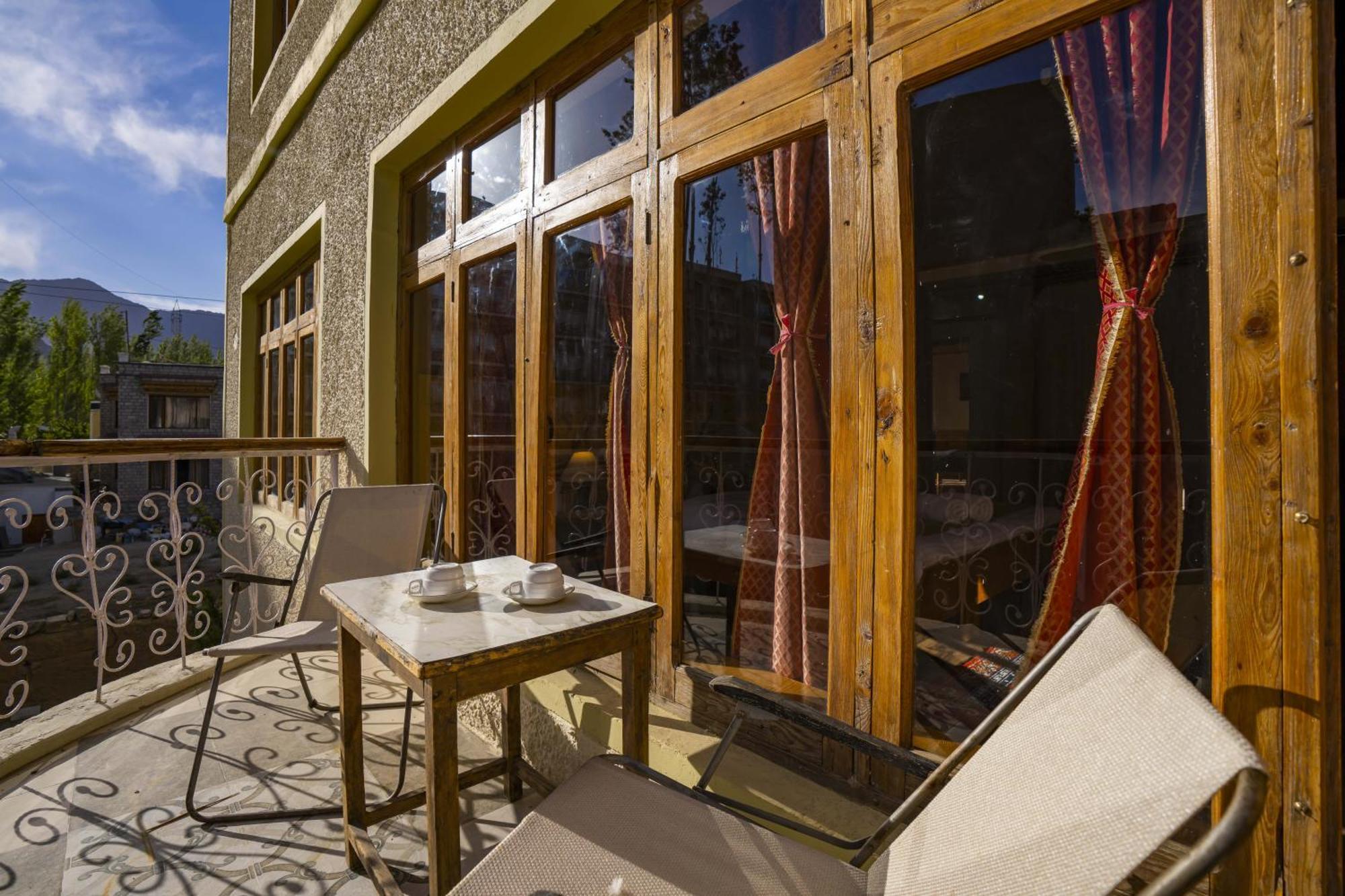 Rainbow Holiday Home Leh Ngoại thất bức ảnh